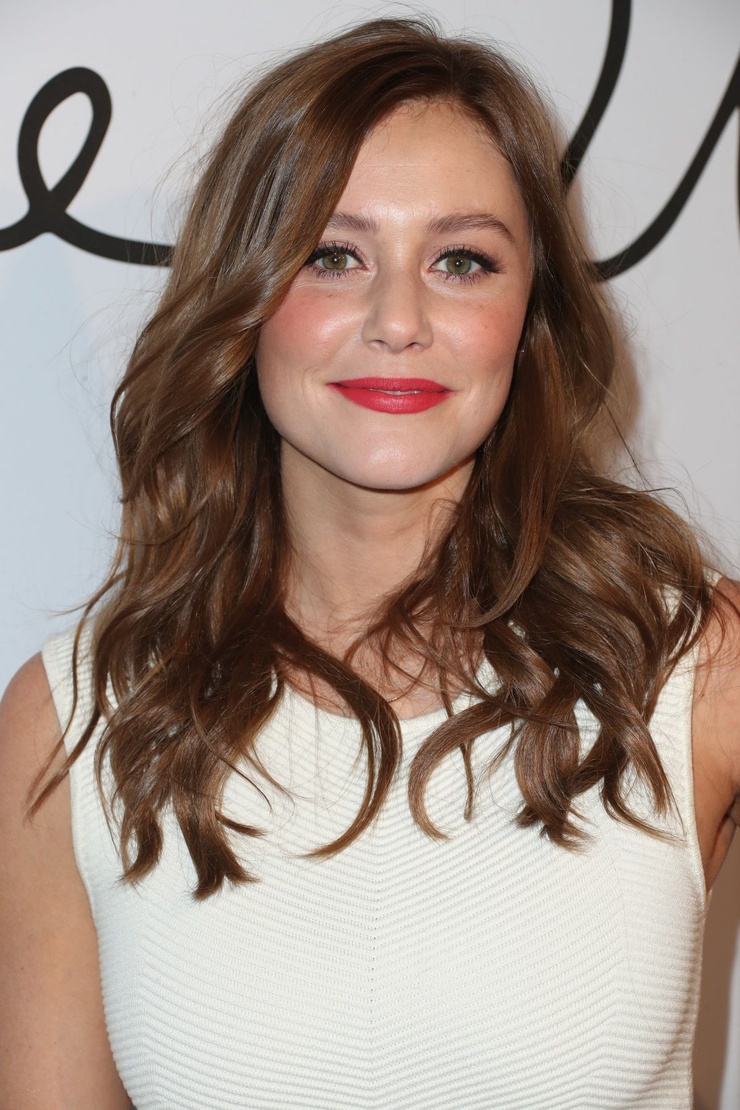 Julianna Guill Julianna Guill