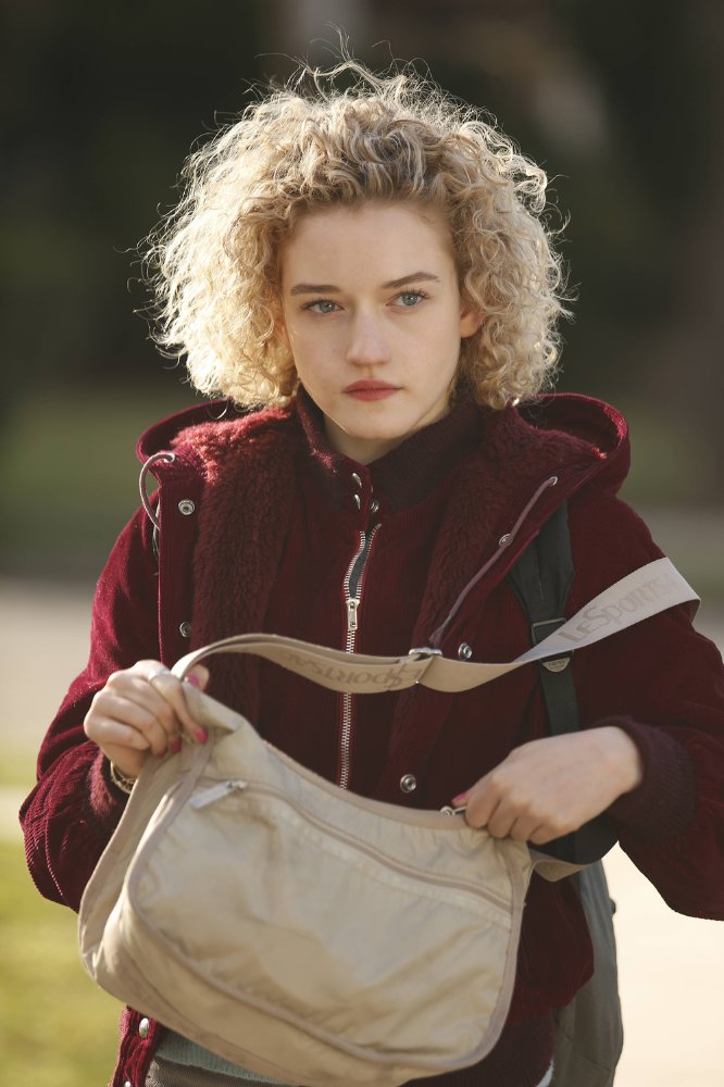 Julia Garner