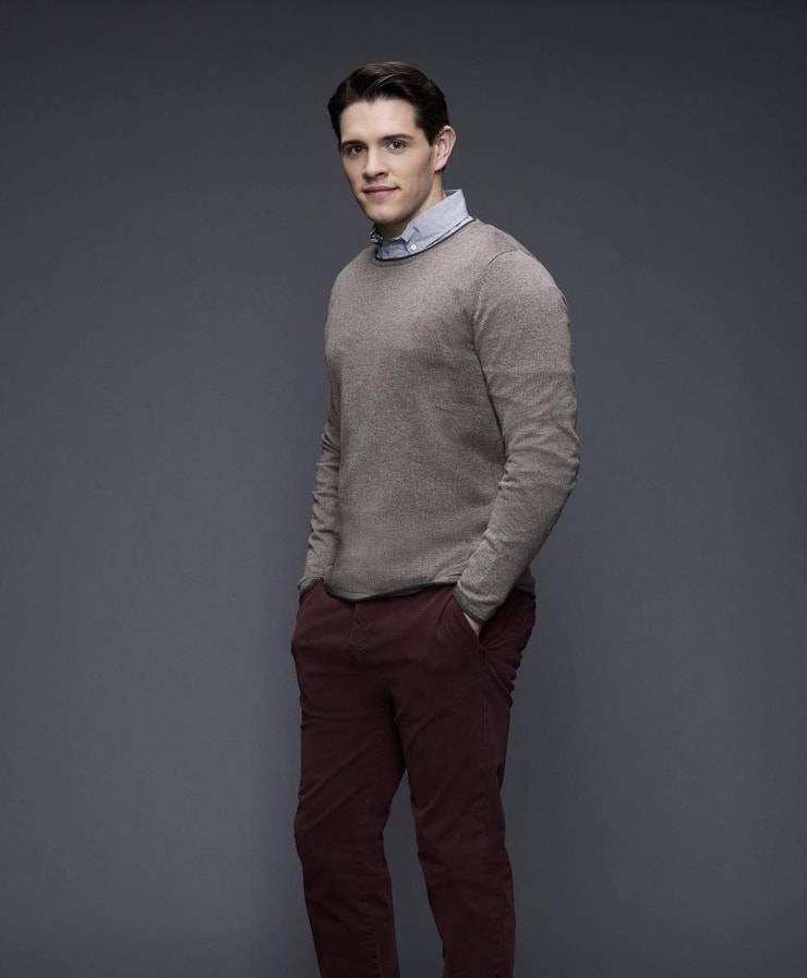 Casey Cott