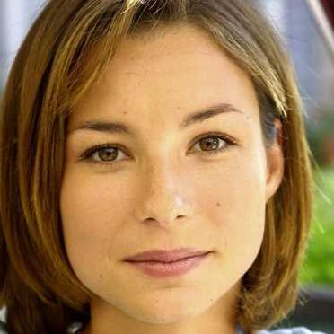 Jennifer Lauret