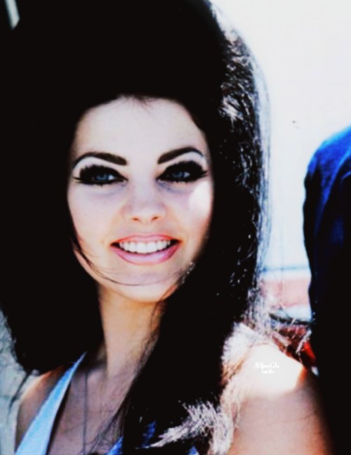 Priscilla Presley