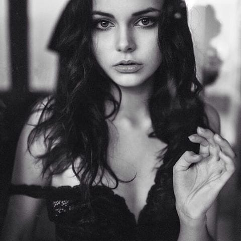 Oktyabrina Maximova
