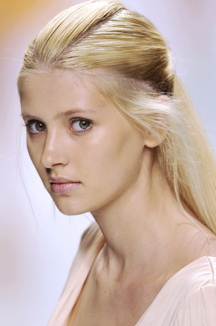 Alexandra Tretter Alexandra Tretter