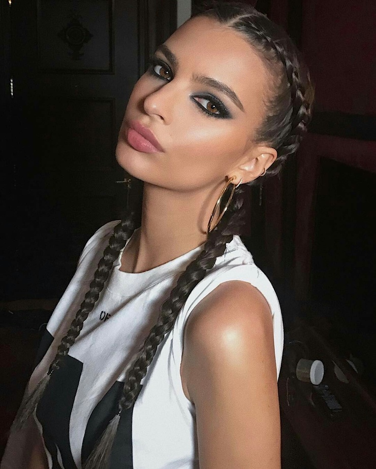 Emily Ratajkowski