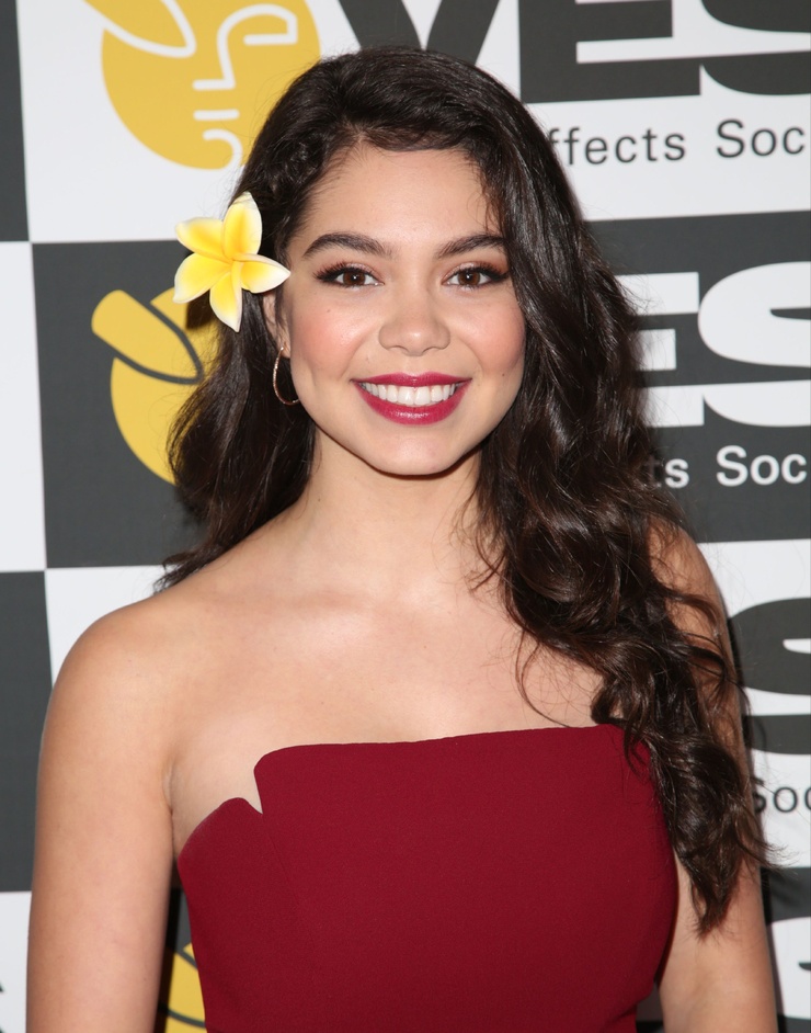 Auli'i Cravalho Auli'i Cravalho