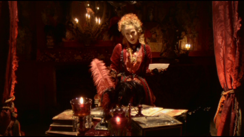 The Crimson Petal and the White