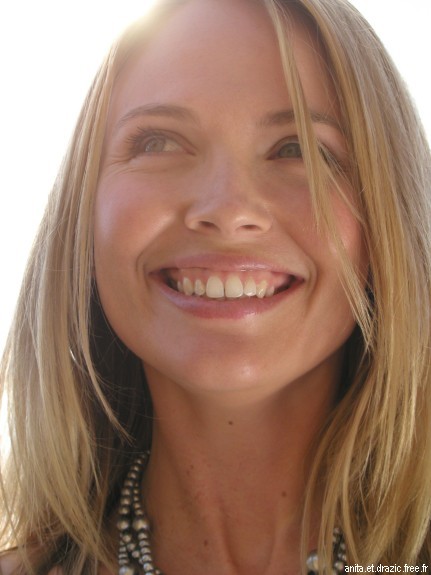 Lara Cox Lara Cox