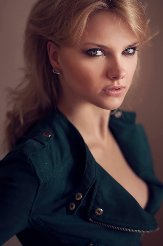 Carla Sonre Carla Sonre