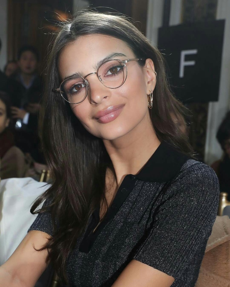 Emily Ratajkowski