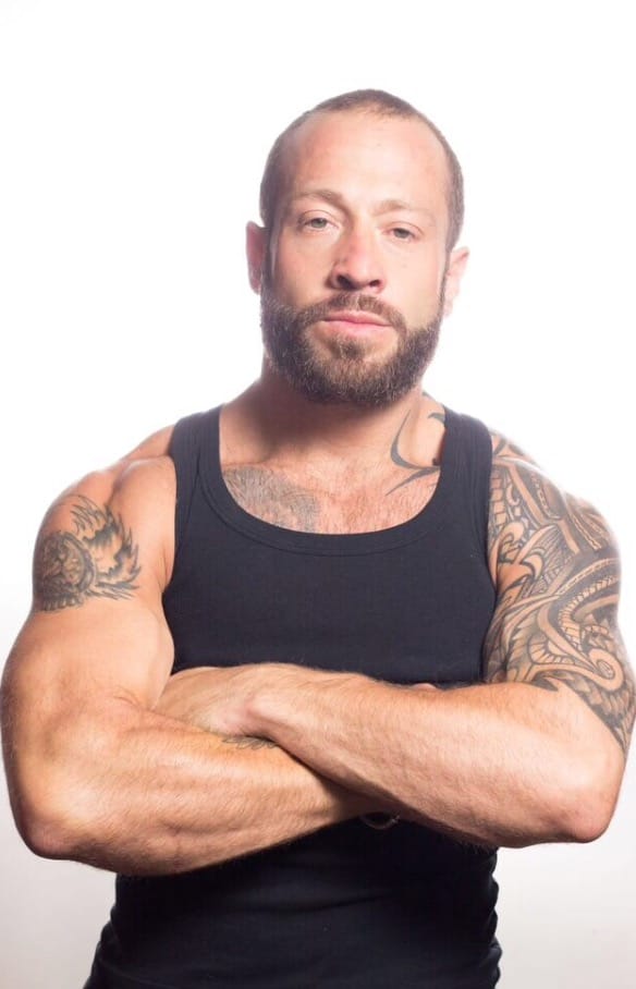 Aaron Saxton
