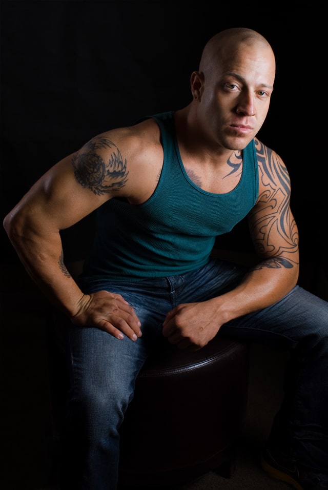 Aaron Saxton