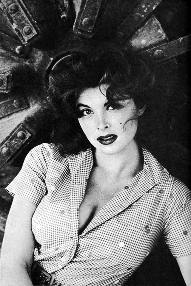 Tina Louise