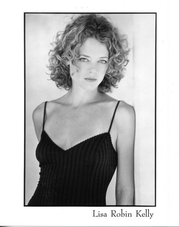 Lisa Robin Kelly