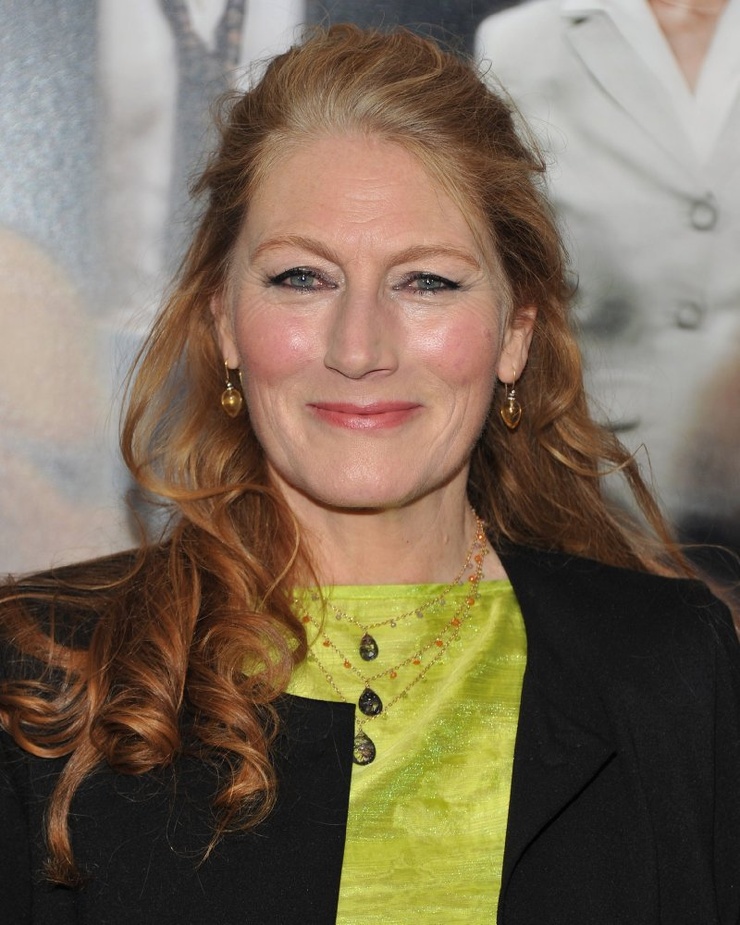 Geraldine James
