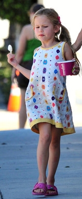 Violet Affleck