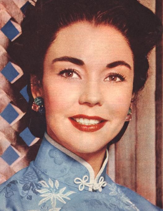 Jennifer Jones Jennifer Jones