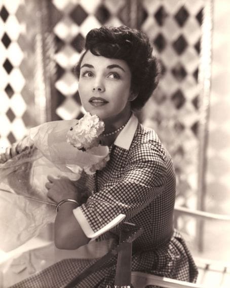 Jennifer Jones Jennifer Jones