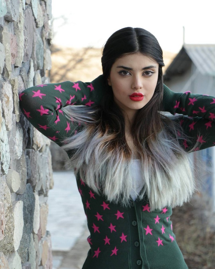 Simin Heidari Simin Heidari