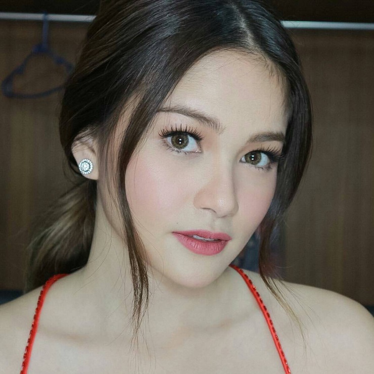 Elisse Joson