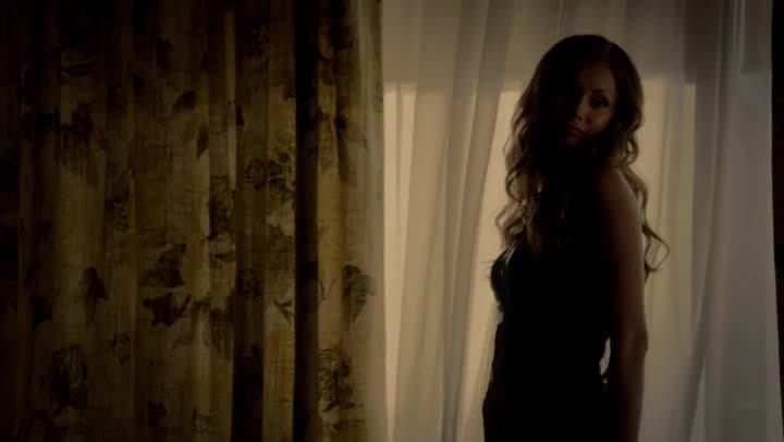 Nina Dobrev