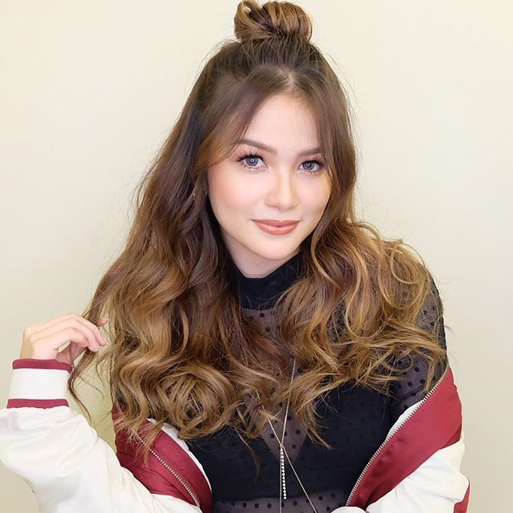 Elisse Joson Elisse Joson