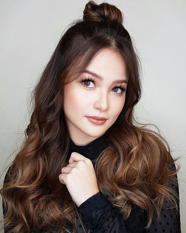 Elisse Joson Elisse Joson