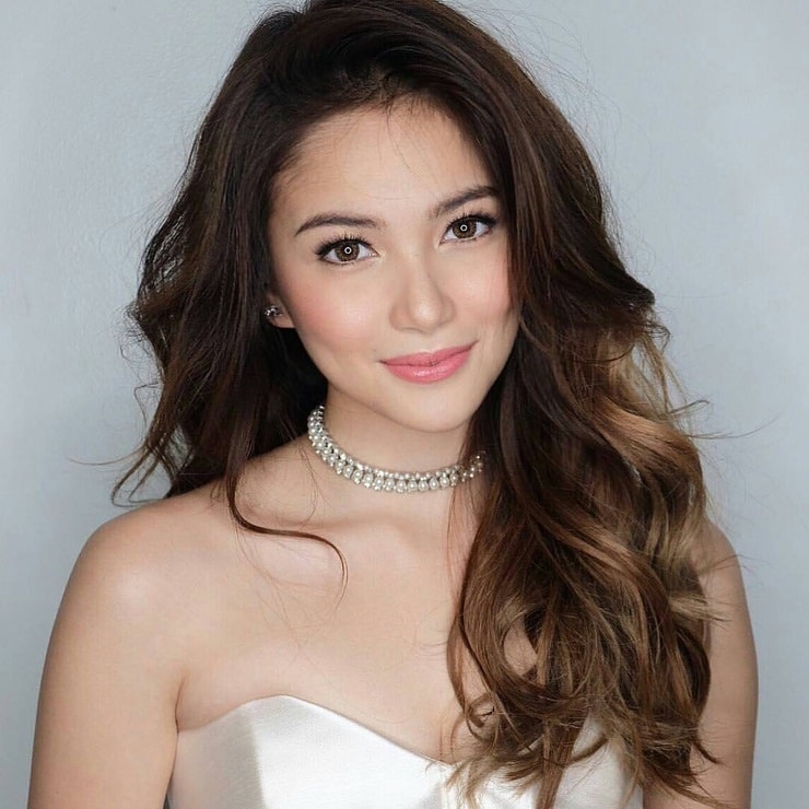 Elisse Joson Elisse Joson