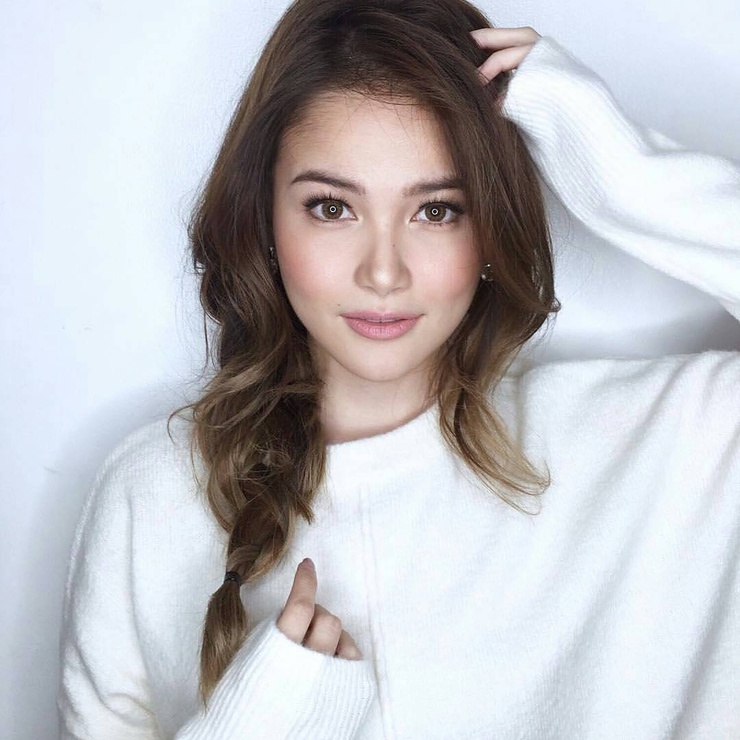 Elisse Joson Elisse Joson