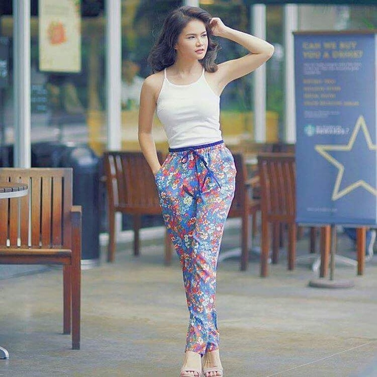 Elisse Joson Elisse Joson