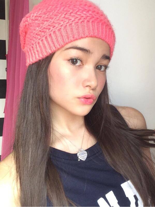 Elisse Joson Elisse Joson