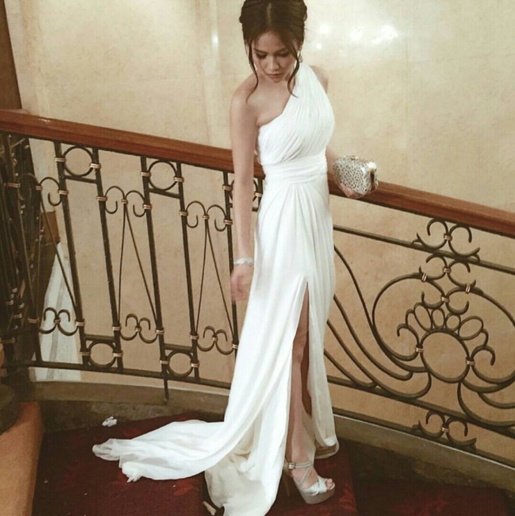 Elisse Joson Elisse Joson