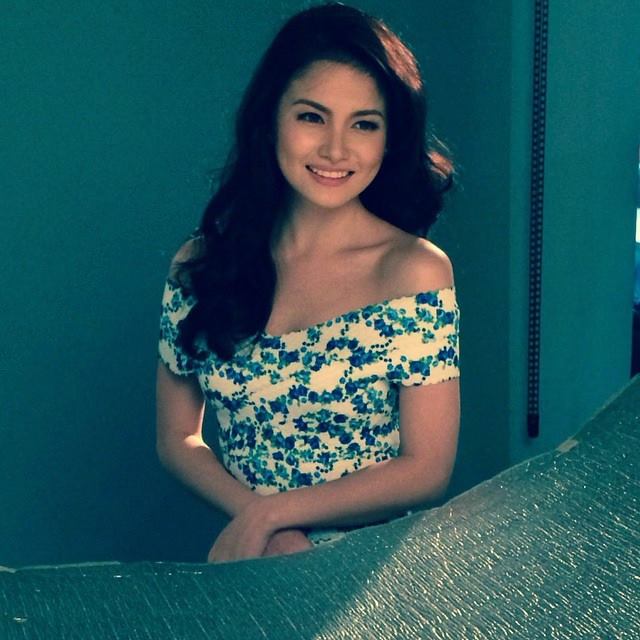 Elisse Joson Elisse Joson