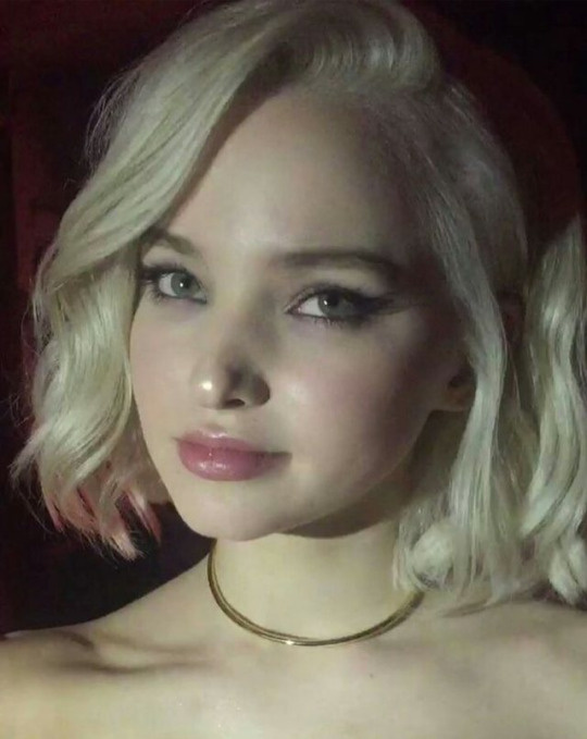 Dove Cameron