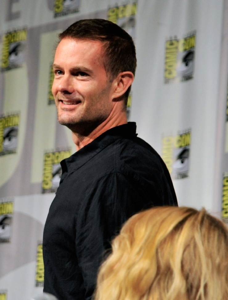 Garret Dillahunt