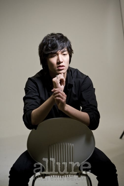 Min-ho Lee