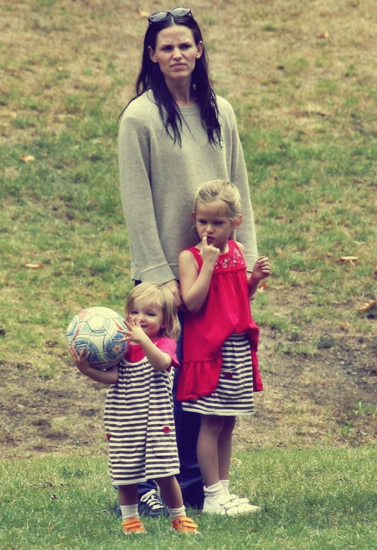 Violet Affleck