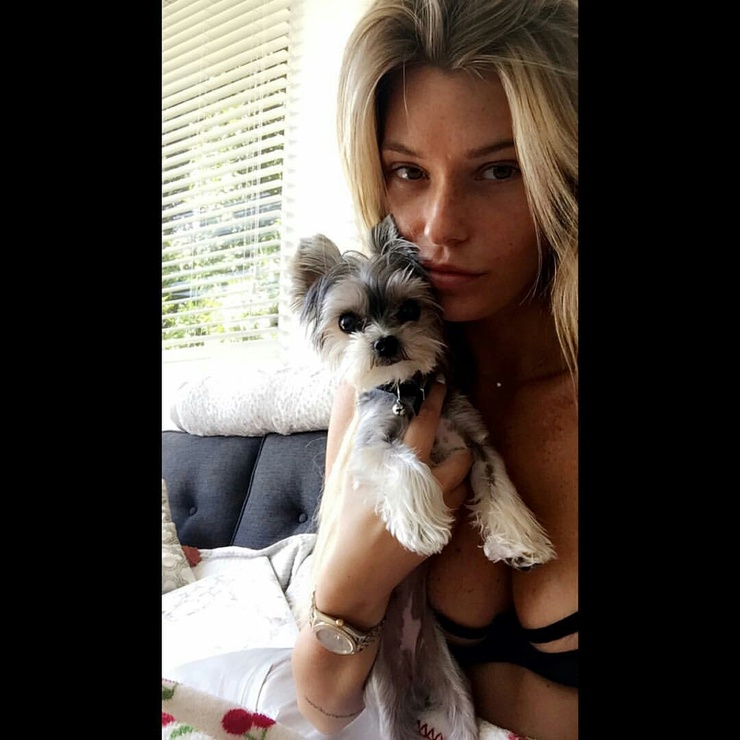 Samantha Hoopes Samantha Hoopes
