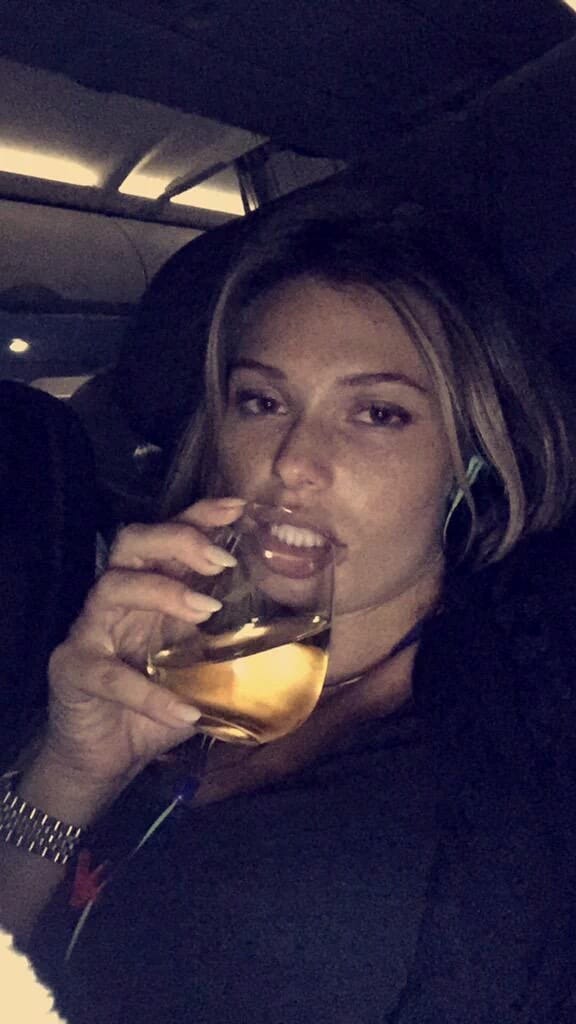 Samantha Hoopes Samantha Hoopes
