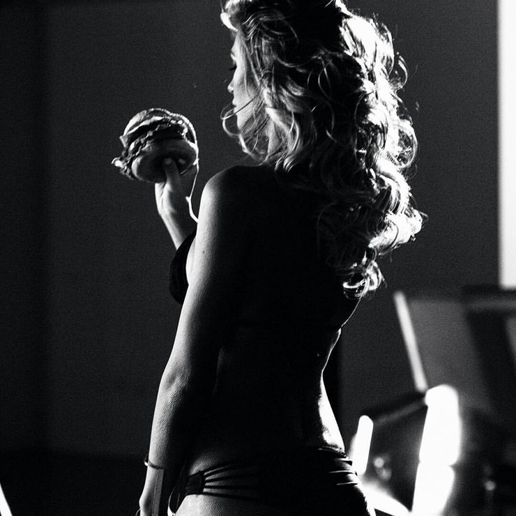 Samantha Hoopes Samantha Hoopes
