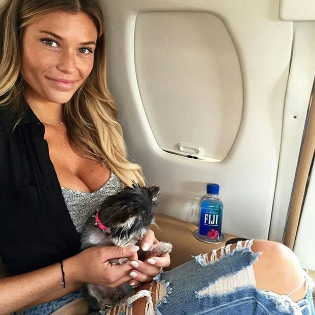 Samantha Hoopes Samantha Hoopes