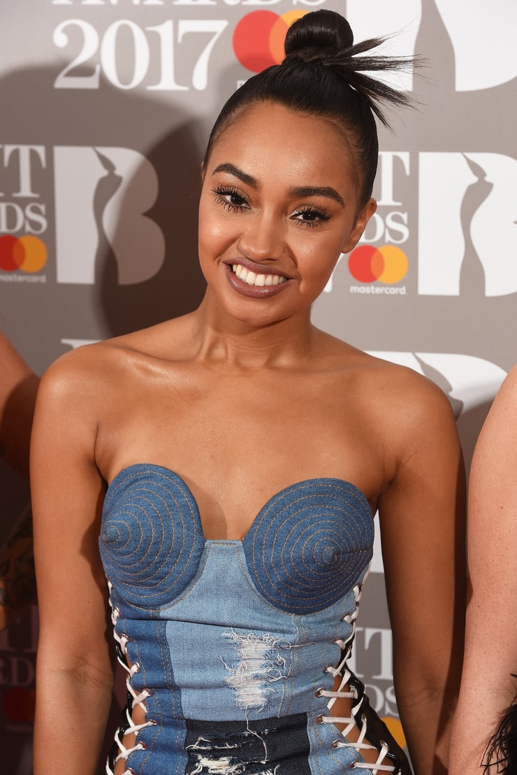 Picture Of Leigh Anne Pinnock 7857