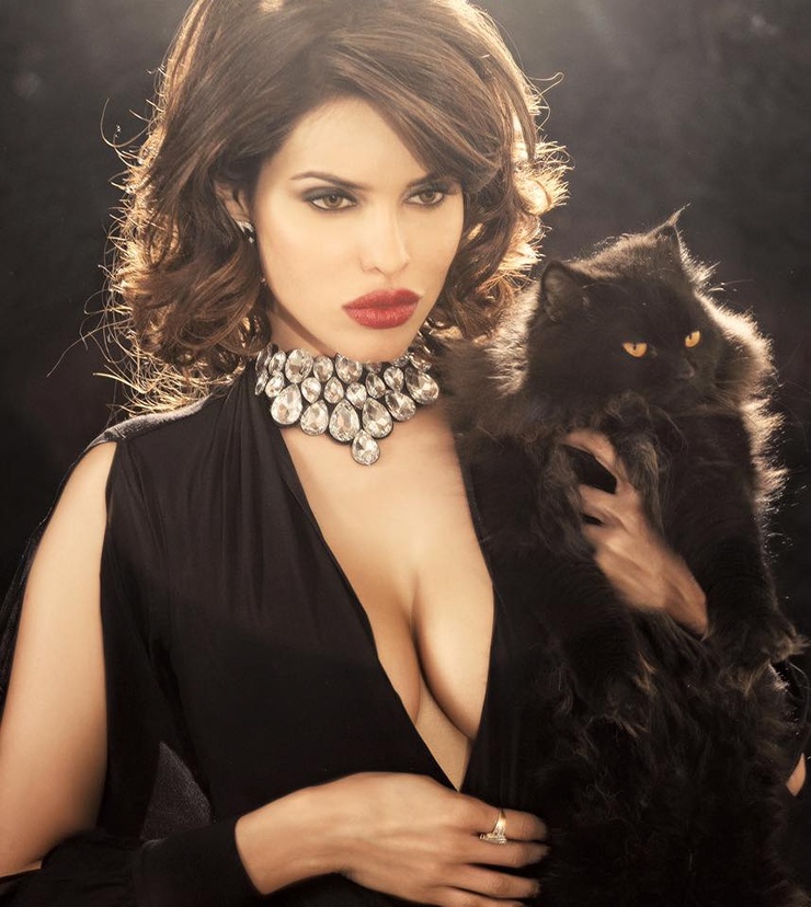 Gizele Thakral Gizele Thakral