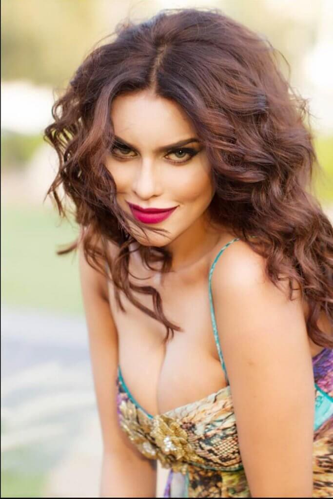 Gizele Thakral Gizele Thakral