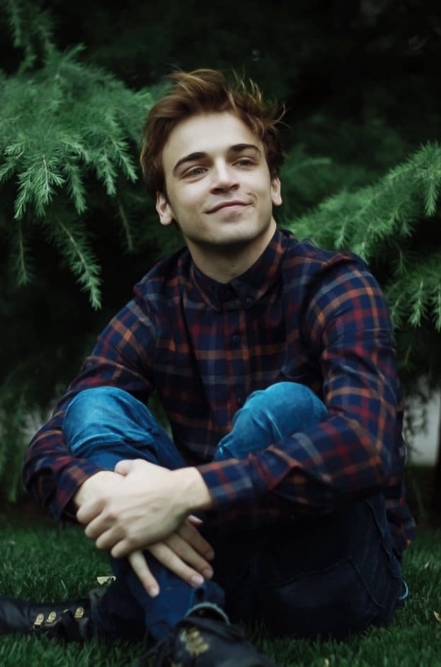 Sean Grandillo