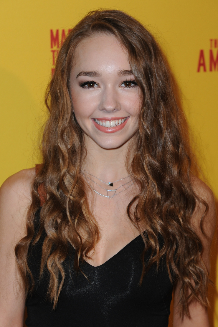 Holly Taylor