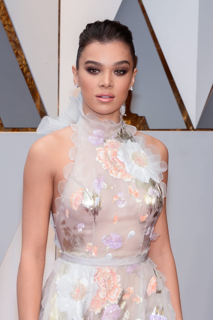 Hailee Steinfeld