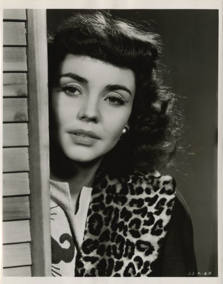 Jennifer Jones Jennifer Jones