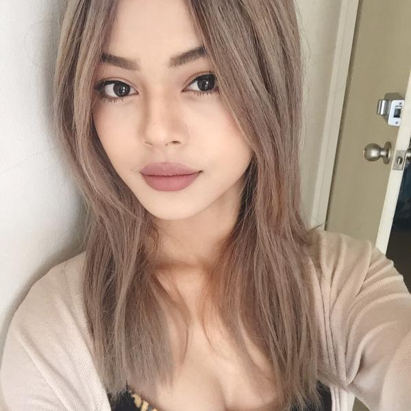 Lily Maymac