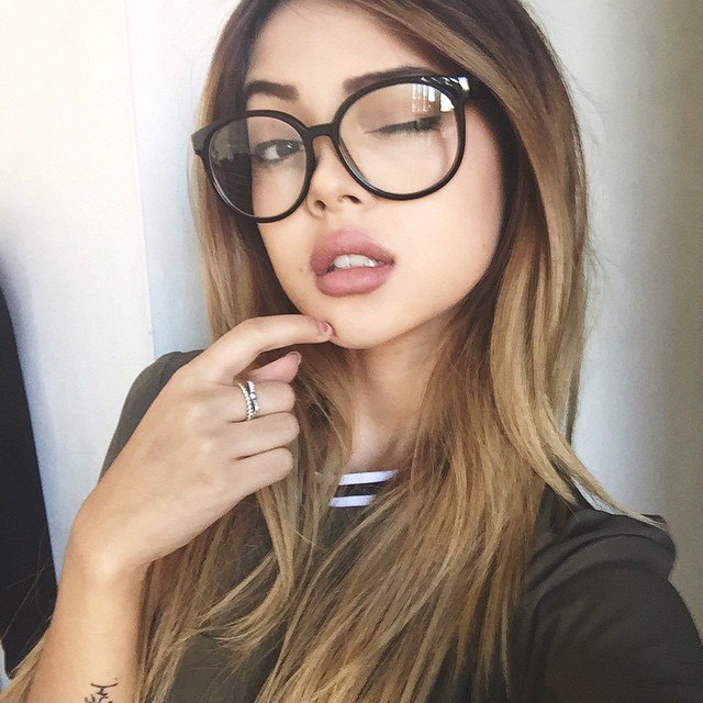 Lily Maymac