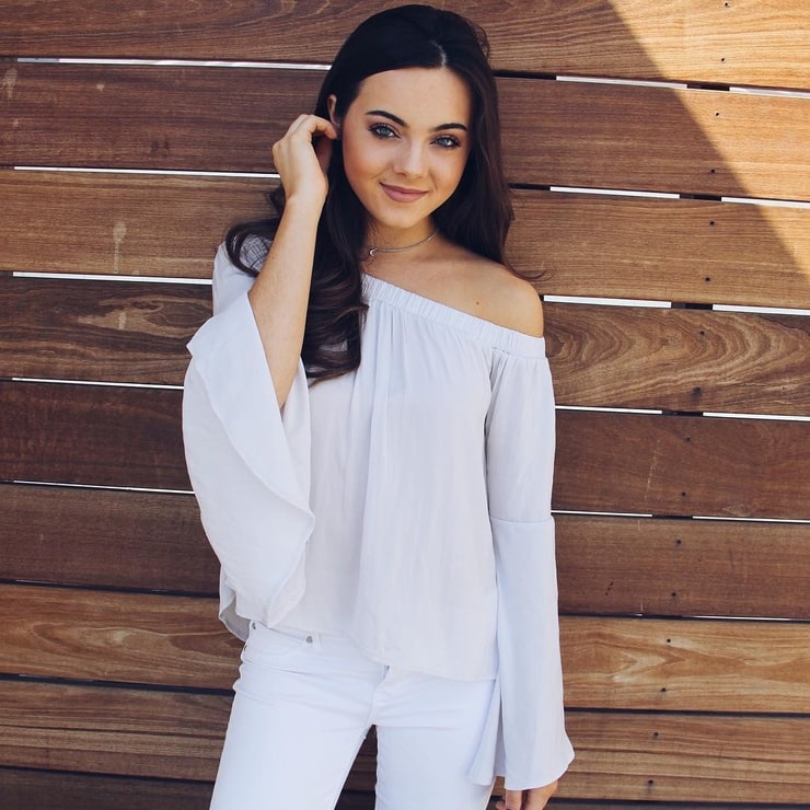 Picture of Ava Allan